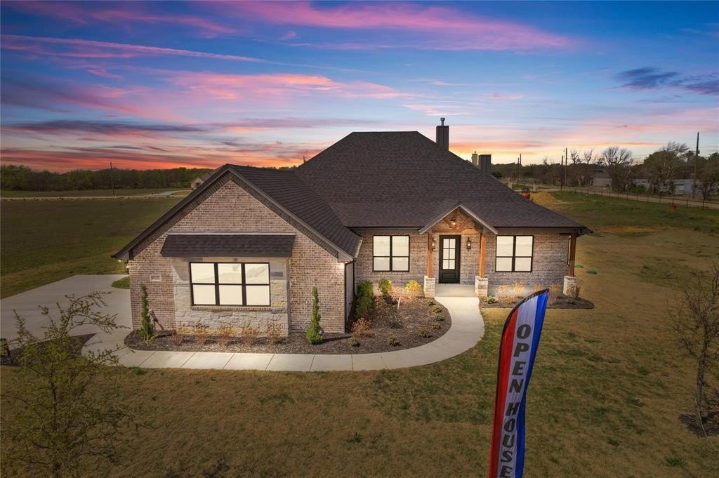 8525 Wild Colt Drive, Godley, TX 76044, 4 Bedrooms Bedrooms, ,2 BathroomsBathrooms,Residential,For Sale,8525 Wild Colt Drive,20977097
