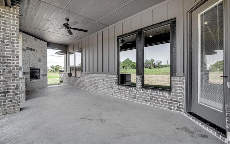 8525 Wild Colt Drive, Godley, TX 76044, 4 Bedrooms Bedrooms, ,2 BathroomsBathrooms,Residential,For Sale,8525 Wild Colt Drive,20977097