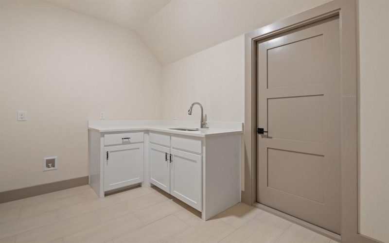 2516 Mosley Court, Cedar Hill, TX 75104, 5 Habitaciones Habitaciones , ,5 BañosBaños,Residential,En Venta,2516 Mosley Court,20977318