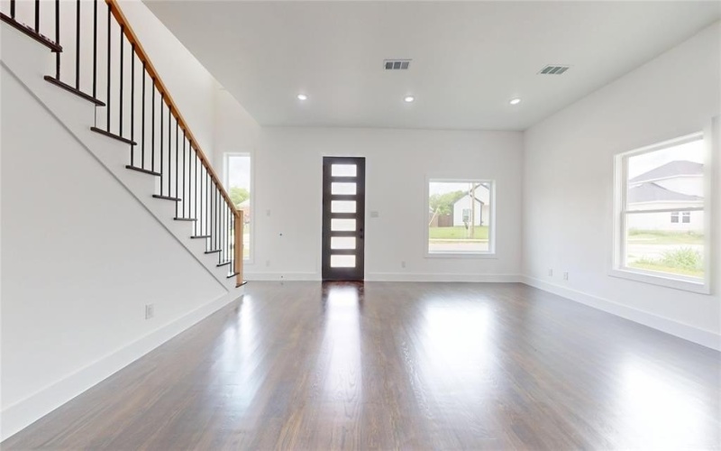 108 Frierson Street, Waxahachie, TX 75165, 3 Habitaciones Habitaciones , ,2 BañosBaños,Residential,En Venta,108 Frierson Street,20977346