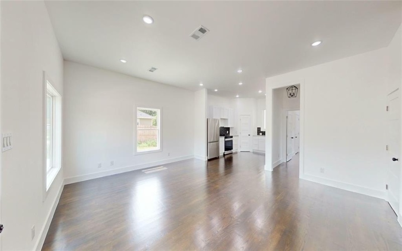 108 Frierson Street, Waxahachie, TX 75165, 3 Habitaciones Habitaciones , ,2 BañosBaños,Residential,En Venta,108 Frierson Street,20977346