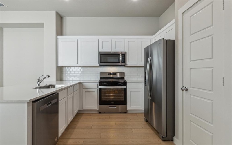 3726 White Rock Drive, Farmersville, TX 75442, 3 Bedrooms Bedrooms, ,2 BathroomsBathrooms,Residential,For Sale,3726 White Rock Drive,20977513