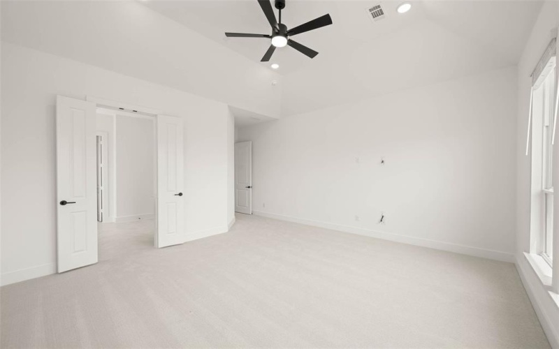 1409 Heron Street, Mansfield, TX 76063, 5 Bedrooms Bedrooms, ,5 BathroomsBathrooms,Residential,For Sale,1409 Heron Street,0,20977544
