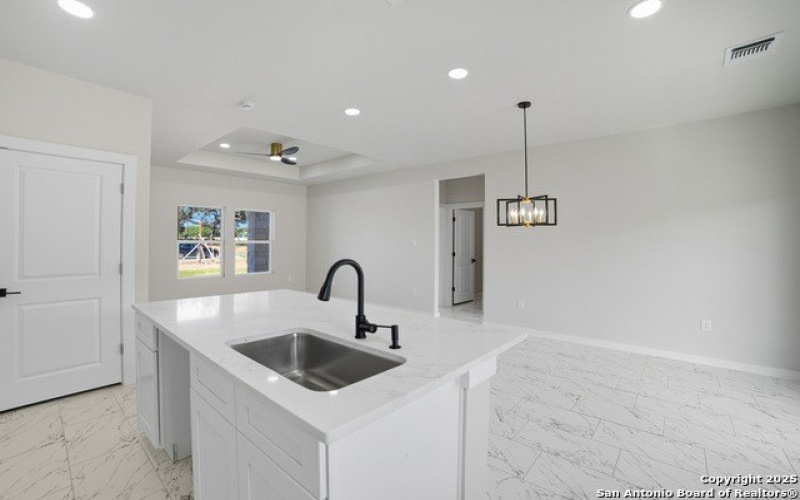 16724 Tapatio St, Atascosa, TX 78002, 3 Habitaciones Habitaciones , ,2 BañosBaños,Residential,En Venta,16724 Tapatio St,0,1877897