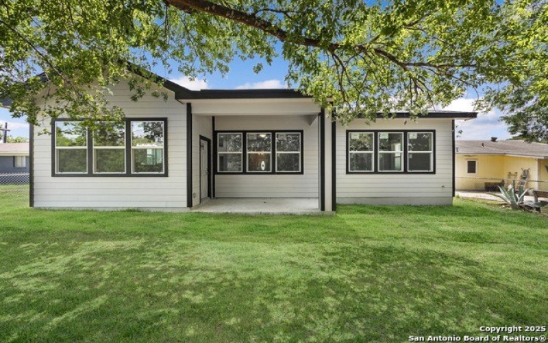 1923 Clamp Ave, San Antonio, TX 78221, 3 Bedrooms Bedrooms, ,2 BathroomsBathrooms,Residential,For Sale,1923 Clamp Ave,1877904