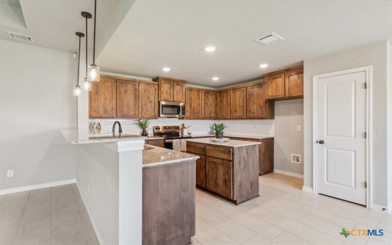 6003 Dorado Drive, Killeen, TX 76542, 3 Bedrooms Bedrooms, ,2 BathroomsBathrooms,Residential,For Sale,6003 Dorado Drive,584264