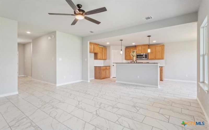 6001 Dorado Drive, Killeen, TX 76542, 3 Bedrooms Bedrooms, ,2 BathroomsBathrooms,Residential,For Sale,6001 Dorado Drive,584265