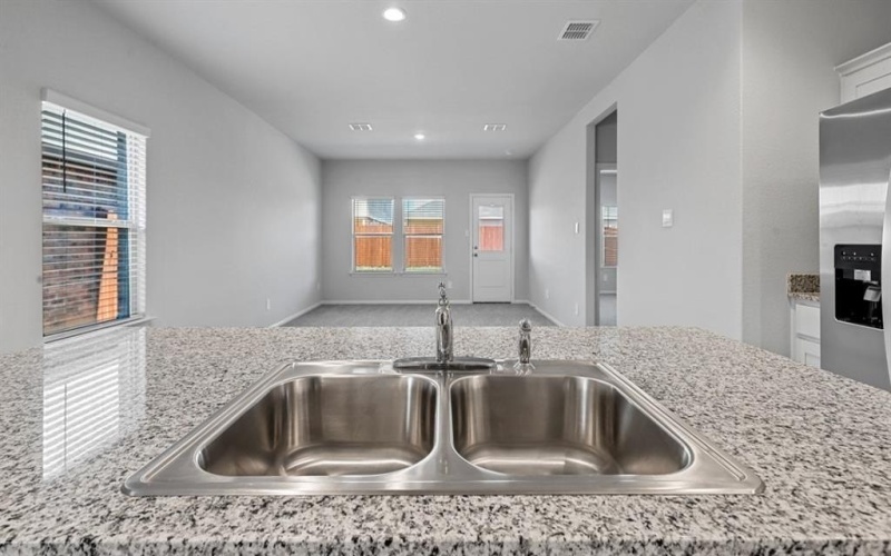 721 SHADED GROVE Drive, Denton, TX 76249, 3 Habitaciones Habitaciones , ,2 BañosBaños,Residential,En Venta,721 SHADED GROVE Drive,20976522
