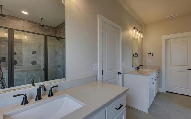 110 Stillmeadow Way, Whitney, TX 76692, 3 Habitaciones Habitaciones , ,2 BañosBaños,Residential,En Venta,110 Stillmeadow Way,0,20975716