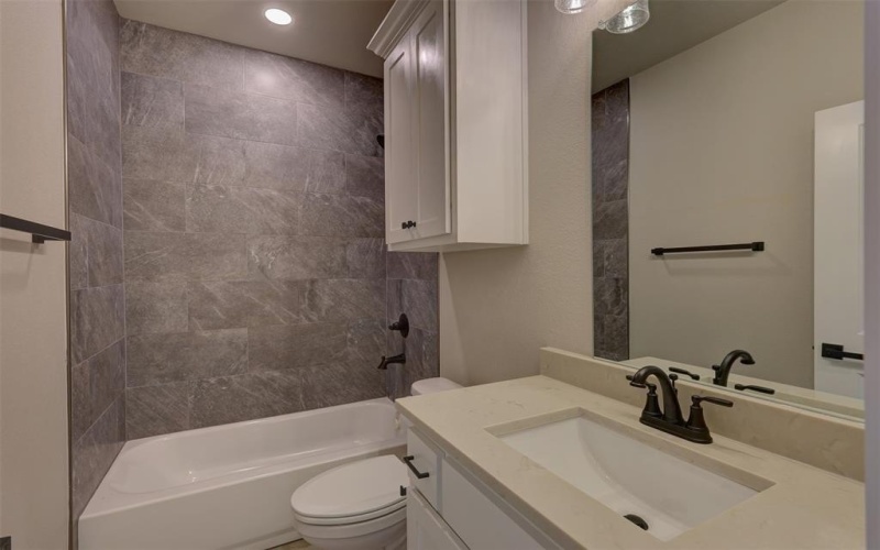 110 Stillmeadow Way, Whitney, TX 76692, 3 Habitaciones Habitaciones , ,2 BañosBaños,Residential,En Venta,110 Stillmeadow Way,0,20975716