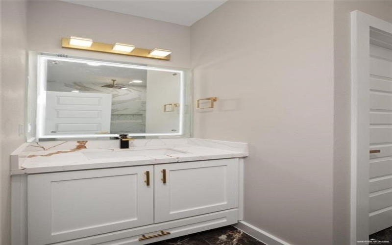 9510 N 71st Lane, McAllen, TX 78573, 3 Habitaciones Habitaciones , ,2 BañosBaños,Residential,En Venta,9510 N 71st Lane,474288