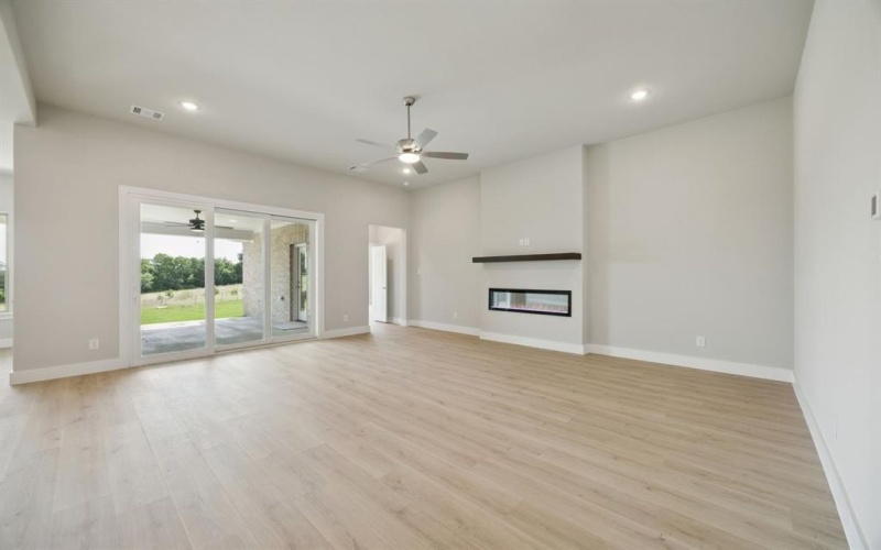 101 Paradise Cove, Waxahachie, TX 75165, 4 Bedrooms Bedrooms, ,2 BathroomsBathrooms,Residential,For Sale,101 Paradise Cove,20966841