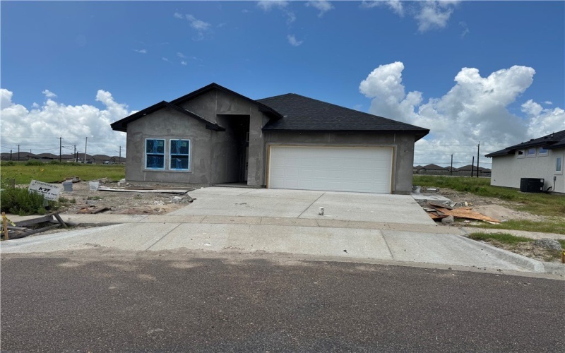 7725 Nadia Drive, Corpus Christi, TX 78414, 3 Bedrooms Bedrooms, ,2 BathroomsBathrooms,Residential,For Sale,7725 Nadia Drive,457205