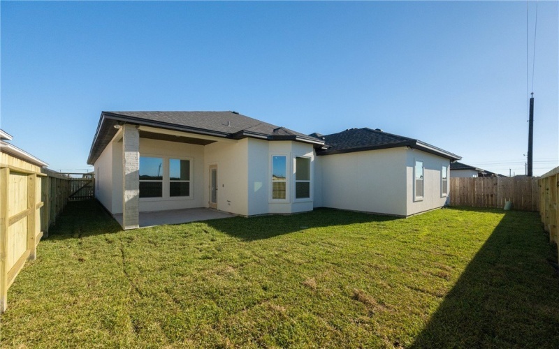 4133 Azali Drive, Corpus Christi, TX 78414, 4 Habitaciones Habitaciones , ,3 BañosBaños,Residential,En Venta,4133 Azali Drive,450929