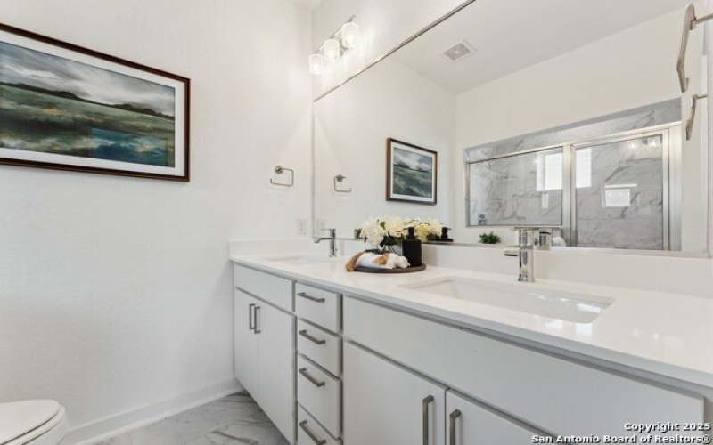 3214 N Elmendorf #102, San Antonio, TX 78201, 3 Bedrooms Bedrooms, ,3 BathroomsBathrooms,Residential,For Sale,3214 N Elmendorf,0,1878112