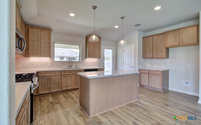 2674 Downsbury Road, New Braunfels, TX 78130, 3 Habitaciones Habitaciones , ,2 BañosBaños,Residential,En Venta,2674 Downsbury Road,583611