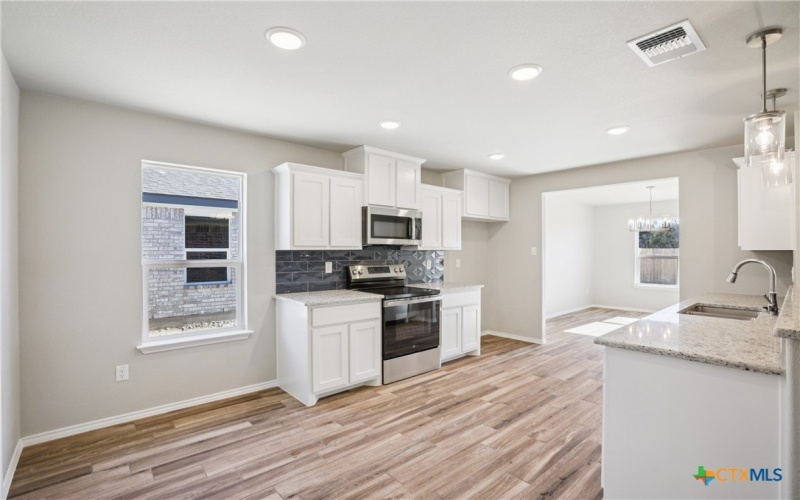 1417 Fossil Trail, Belton, TX 76513, 5 Bedrooms Bedrooms, ,2 BathroomsBathrooms,Residential,For Sale,1417 Fossil Trail,0,584144