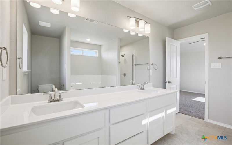 1417 Fossil Trail, Belton, TX 76513, 5 Bedrooms Bedrooms, ,2 BathroomsBathrooms,Residential,For Sale,1417 Fossil Trail,0,584144