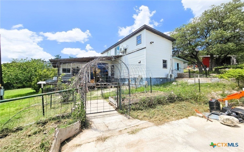 4499 County Road 3220, Kempner, TX 76539, 3 Bedrooms Bedrooms, ,2 BathroomsBathrooms,Residential,For Sale,4499 County Road 3220,584185