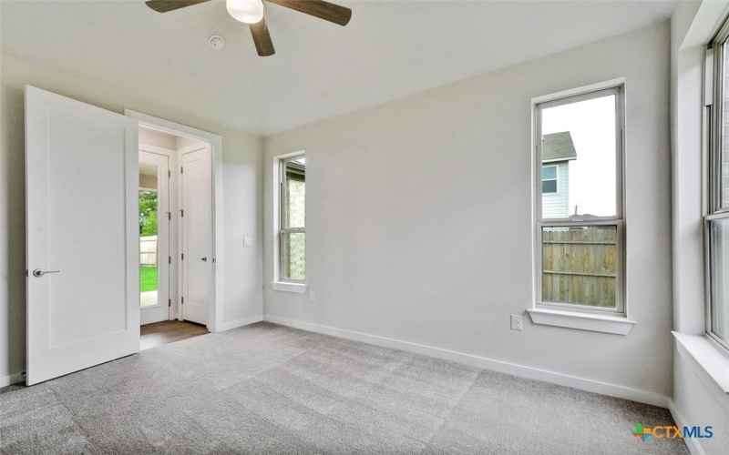 10046 Mitra Way, San Antonio, TX 78224, 4 Habitaciones Habitaciones , ,3 BañosBaños,Residential,En Venta,10046 Mitra Way,584315