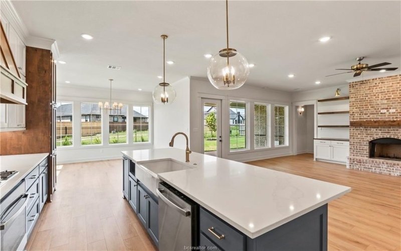 4736 Legendary Drive, College Station, TX 77845, 4 Habitaciones Habitaciones , ,3 BañosBaños,Residential,En Venta,4736 Legendary Drive,0,25006252