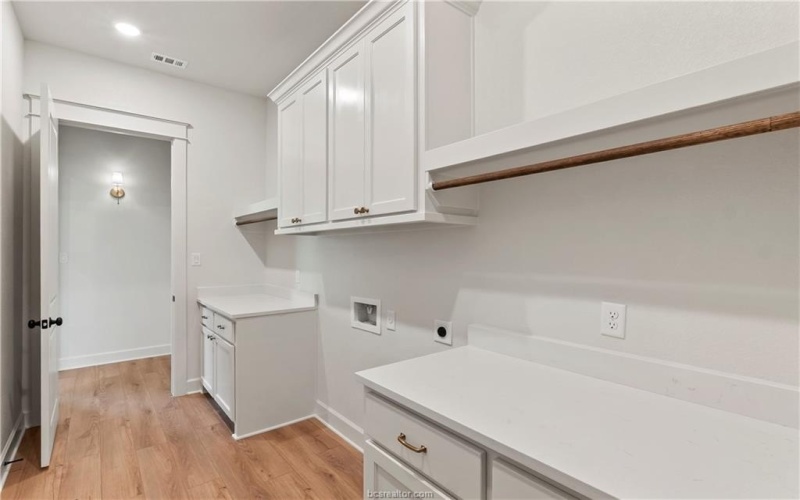 4736 Legendary Drive, College Station, TX 77845, 4 Habitaciones Habitaciones , ,3 BañosBaños,Residential,En Venta,4736 Legendary Drive,0,25006252