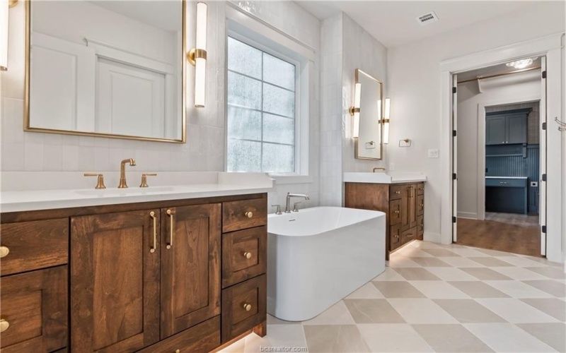 4401 Williams Creek Drive, College Station, TX 77845, 4 Bedrooms Bedrooms, ,5 BathroomsBathrooms,Residential,For Sale,4401 Williams Creek Drive,0,25006840