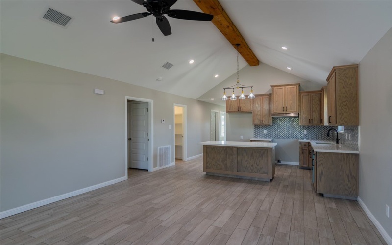 1047 N King Street, Alice, TX 78332, 3 Bedrooms Bedrooms, ,2 BathroomsBathrooms,Residential,For Sale,1047 N King Street,457319