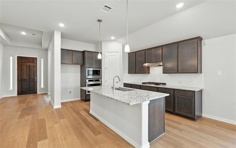 701 Kurrus Street, Justin, TX 76247, 4 Habitaciones Habitaciones , ,3 BañosBaños,Residential,En Venta,701 Kurrus Street,20868004