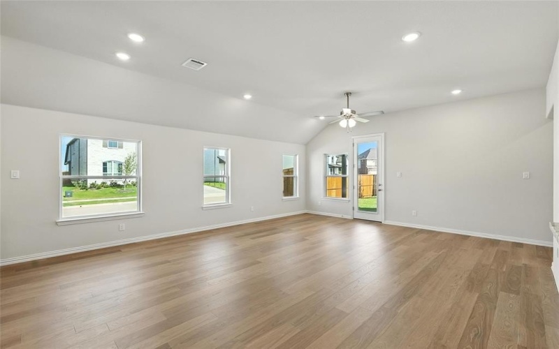 701 Kurrus Street, Justin, TX 76247, 4 Habitaciones Habitaciones , ,3 BañosBaños,Residential,En Venta,701 Kurrus Street,20868004