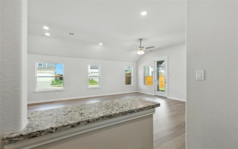 701 Kurrus Street, Justin, TX 76247, 4 Habitaciones Habitaciones , ,3 BañosBaños,Residential,En Venta,701 Kurrus Street,20868004