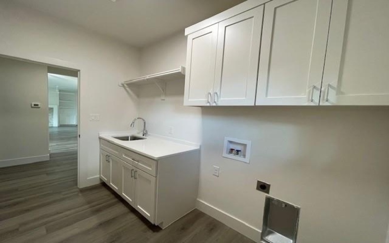 903 Sunrise Drive, Ennis, TX 75119, 3 Bedrooms Bedrooms, ,2 BathroomsBathrooms,Residential,For Sale,903 Sunrise Drive,20950497