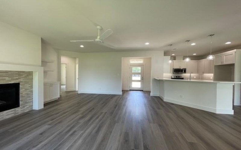 903 Sunrise Drive, Ennis, TX 75119, 3 Bedrooms Bedrooms, ,2 BathroomsBathrooms,Residential,For Sale,903 Sunrise Drive,20950497