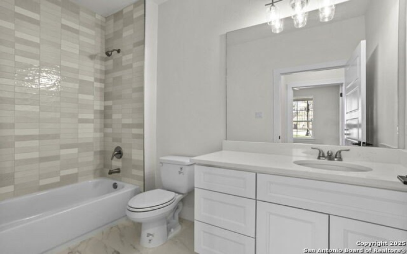 1901 Chateau, Kerrville, TX 78028, 2 Habitaciones Habitaciones , ,2 BañosBaños,Residential,En Venta,1901 Chateau,1878186