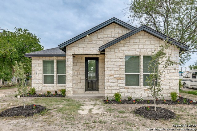 3367 Roland, San Antonio, TX 78210, 3 Habitaciones Habitaciones , ,2 BañosBaños,Residential,En Venta,3367 Roland,1878206