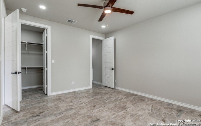 3367 Roland, San Antonio, TX 78210, 3 Habitaciones Habitaciones , ,2 BañosBaños,Residential,En Venta,3367 Roland,1878206