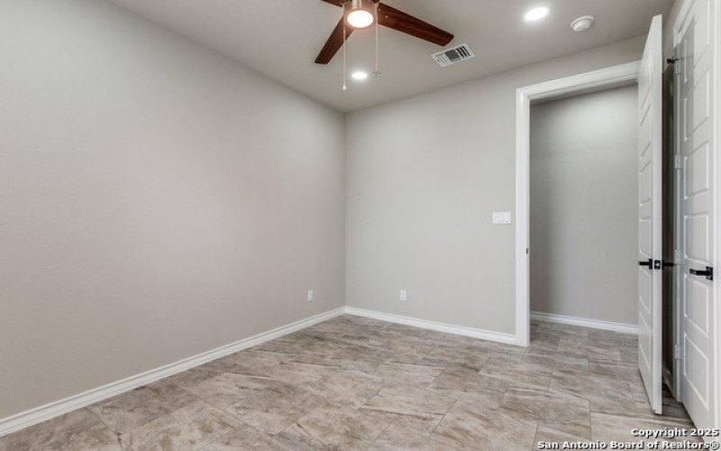 3367 Roland, San Antonio, TX 78210, 3 Habitaciones Habitaciones , ,2 BañosBaños,Residential,En Venta,3367 Roland,1878206