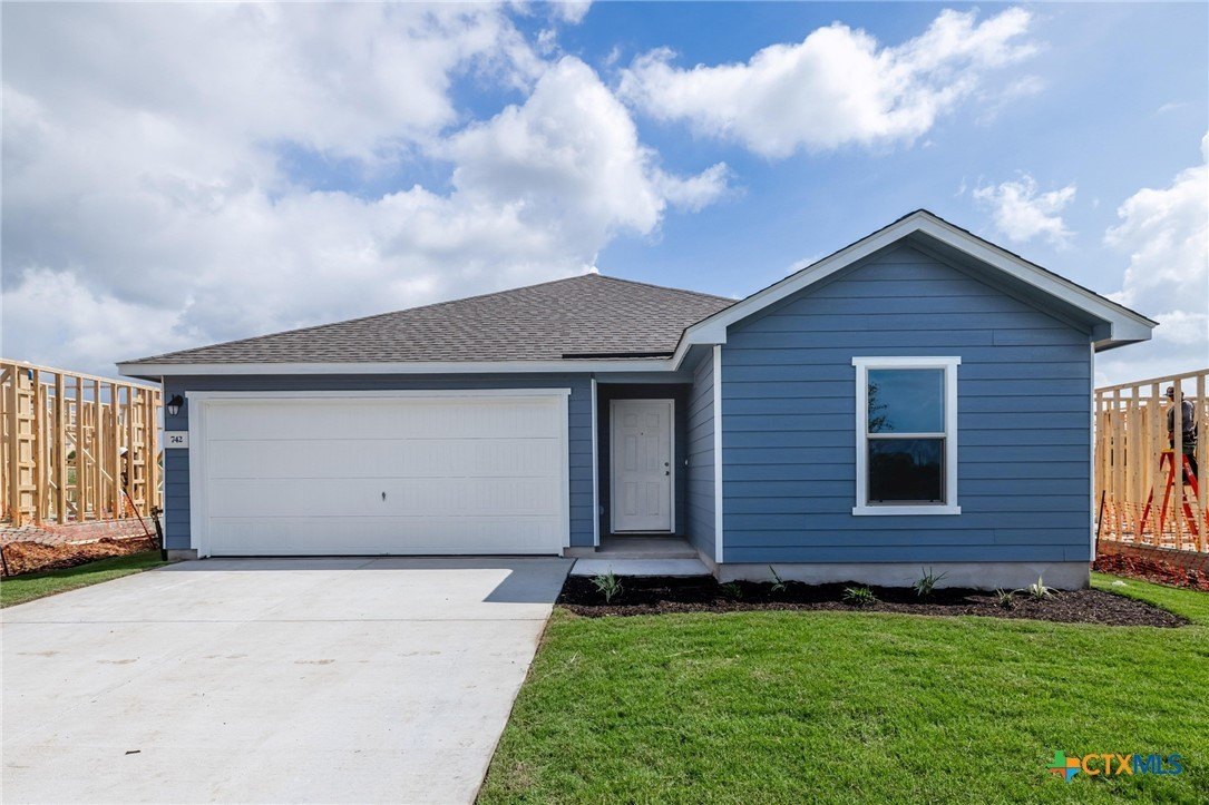 742 Ryan Street, Belton, TX 76513, 3 Bedrooms Bedrooms, ,2 BathroomsBathrooms,Residential,For Sale,742 Ryan Street,584427