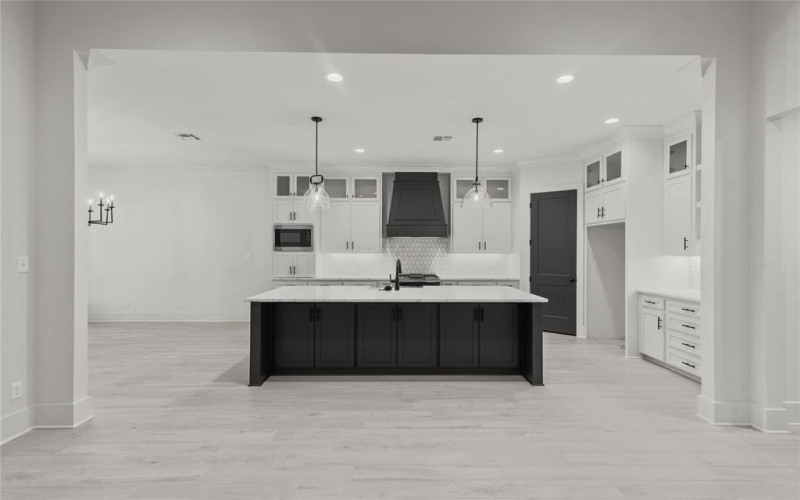 603 Danube, Bossier City, LA 71111, 5 Bedrooms Bedrooms, ,3 BathroomsBathrooms,Residential,For Sale,603 Danube,20973590
