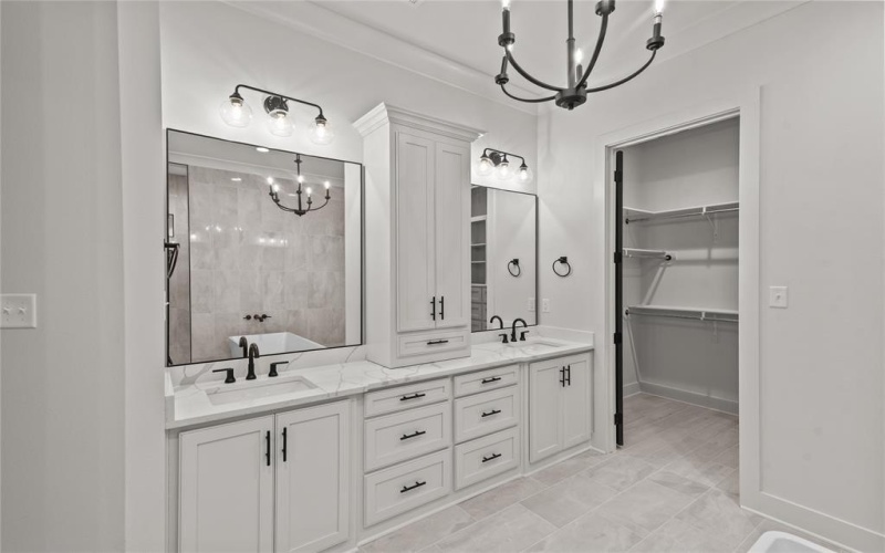603 Danube, Bossier City, LA 71111, 5 Bedrooms Bedrooms, ,3 BathroomsBathrooms,Residential,For Sale,603 Danube,20973590