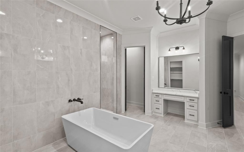 603 Danube, Bossier City, LA 71111, 5 Bedrooms Bedrooms, ,3 BathroomsBathrooms,Residential,For Sale,603 Danube,20973590