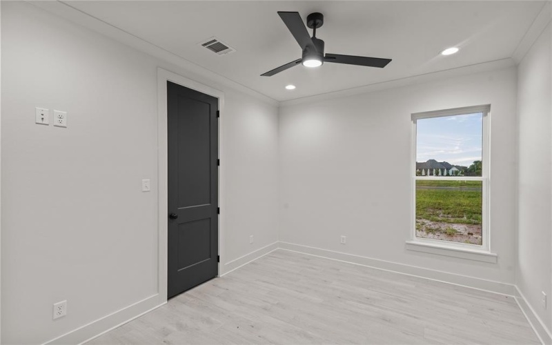 603 Danube, Bossier City, LA 71111, 5 Bedrooms Bedrooms, ,3 BathroomsBathrooms,Residential,For Sale,603 Danube,20973590