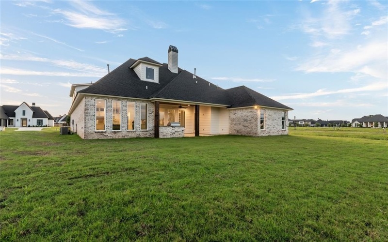 603 Danube, Bossier City, LA 71111, 5 Bedrooms Bedrooms, ,3 BathroomsBathrooms,Residential,For Sale,603 Danube,20973590