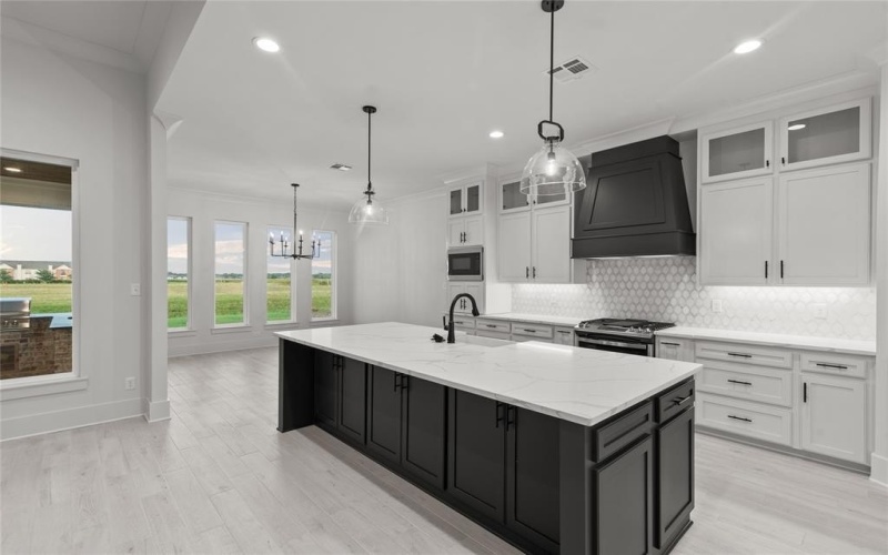 603 Danube, Bossier City, LA 71111, 5 Bedrooms Bedrooms, ,3 BathroomsBathrooms,Residential,For Sale,603 Danube,20973590