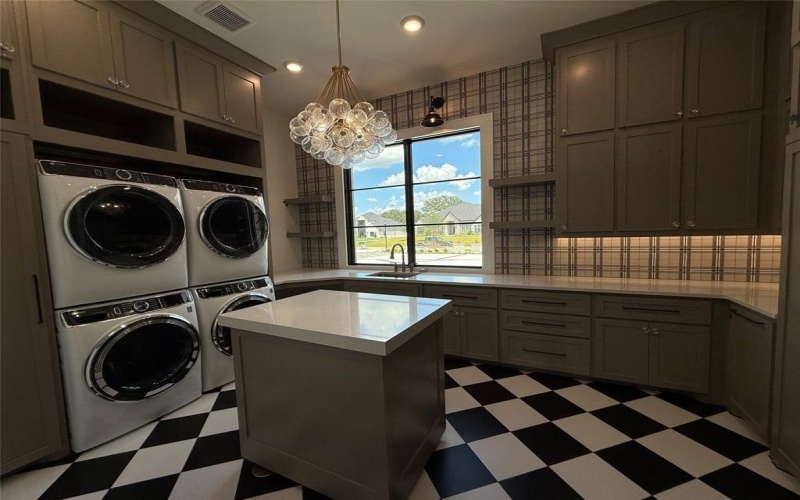 3023 Southern Rise Court, Granbury, TX 76049, 5 Habitaciones Habitaciones , ,7 BañosBaños,Residential,En Venta,3023 Southern Rise Court,20974731