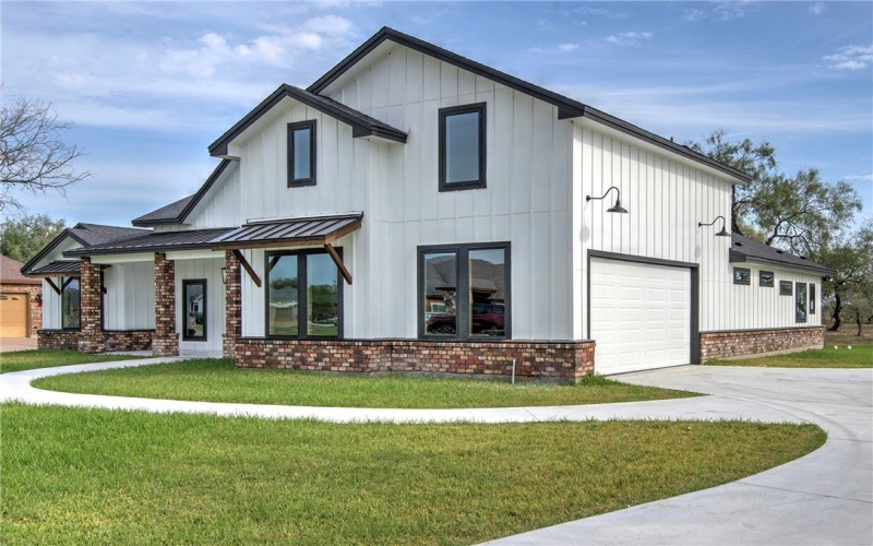 5490 Lonesome Dove, Robstown, TX 78380, 5 Habitaciones Habitaciones , ,3 BañosBaños,Residential,En Venta,5490 Lonesome Dove,451345