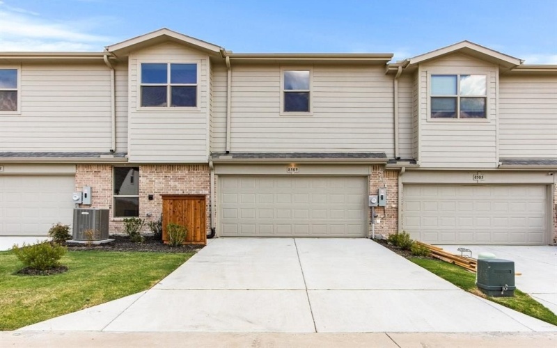 8509 Del Rio Trail, Rowlett, TX 75089, 3 Habitaciones Habitaciones , ,3 BañosBaños,Residential,En Venta,8509 Del Rio Trail,0,20978134