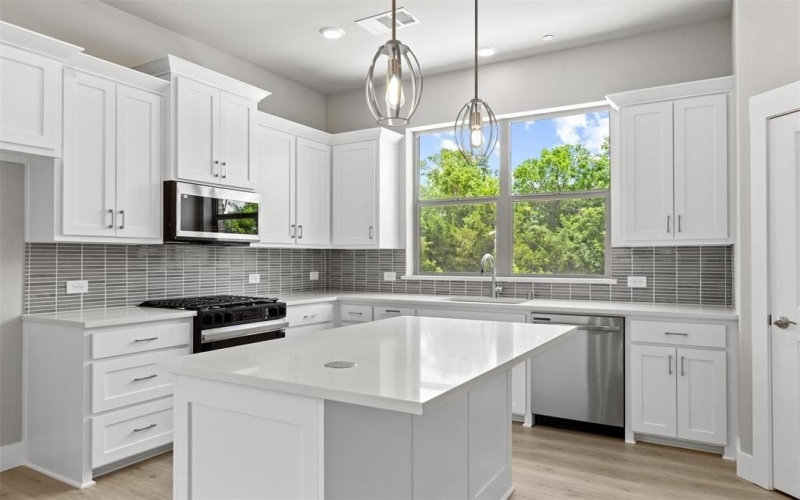 8517 Del Rio Trail, Rowlett, TX 75089, 4 Habitaciones Habitaciones , ,3 BañosBaños,Residential,En Venta,8517 Del Rio Trail,0,20978155