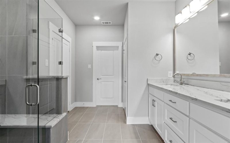 8517 Del Rio Trail, Rowlett, TX 75089, 4 Habitaciones Habitaciones , ,3 BañosBaños,Residential,En Venta,8517 Del Rio Trail,0,20978155