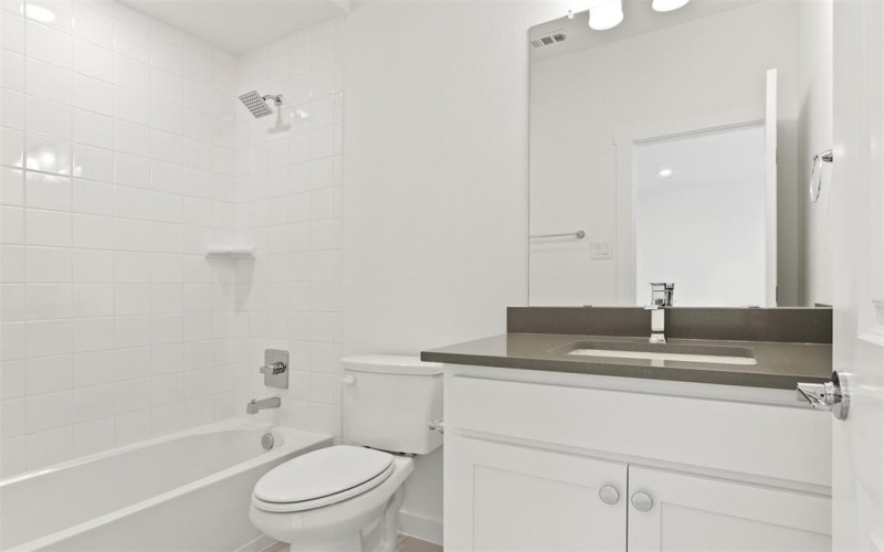 8513 Del Rio Trail, Rowlett, TX 75089, 3 Habitaciones Habitaciones , ,3 BañosBaños,Residential,En Venta,8513 Del Rio Trail,0,20978156